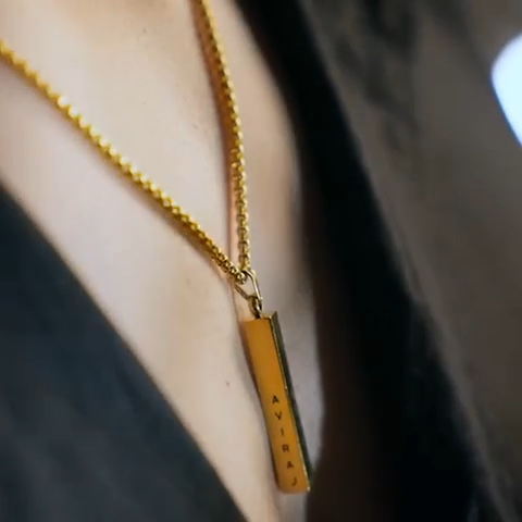 Personalized Gold Plated Vertical Bar Pendant Necklace for Men & Women | Custom Name Engraved Chain