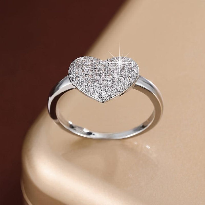 Elegant Heart Design Crystal Ring